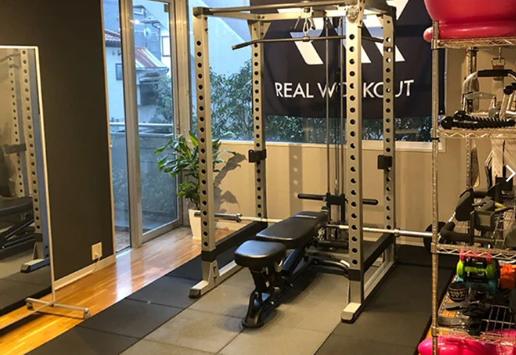 REAL WORKOUT 池尻大橋店・三軒茶屋店・駒沢大学店