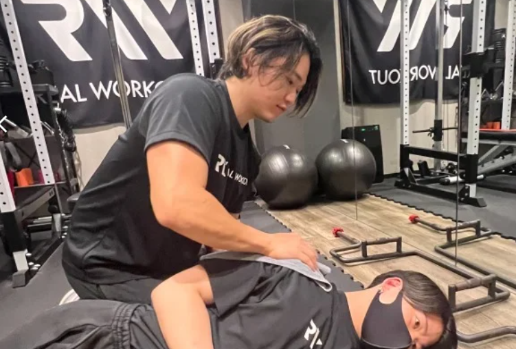 REAL WORKOUT 池尻大橋店・三軒茶屋店・駒沢大学店